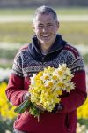 Foto: fluwel.de. - Blumenzwiebelexperte Carlos van der Veek rät, nicht aufs Datum, sondern auf die Bodentemperaturen zu achten: Liegen diese dauerhaft unter dreizehn Grad, kann gepflanzt werden.